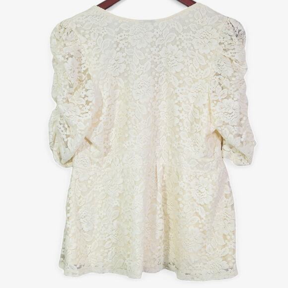 Torrid Lace Top Puff Sleeve Cream Size Large Romantic Feminine NWT - Picture 2 of 10